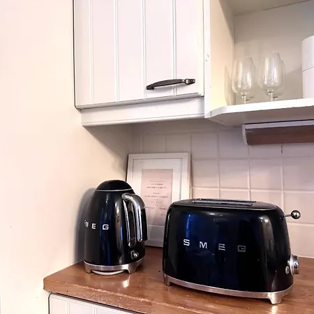 Lägenhet Historical Well-equipped Renovated 2-bedroom